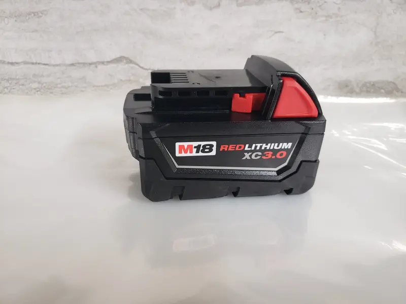 Milwaukee M18 3.0Ah Xc Extended-Capacity Battery 1